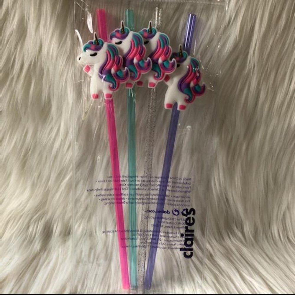 Claire’s Unicorn Reusable Plastic Straws
